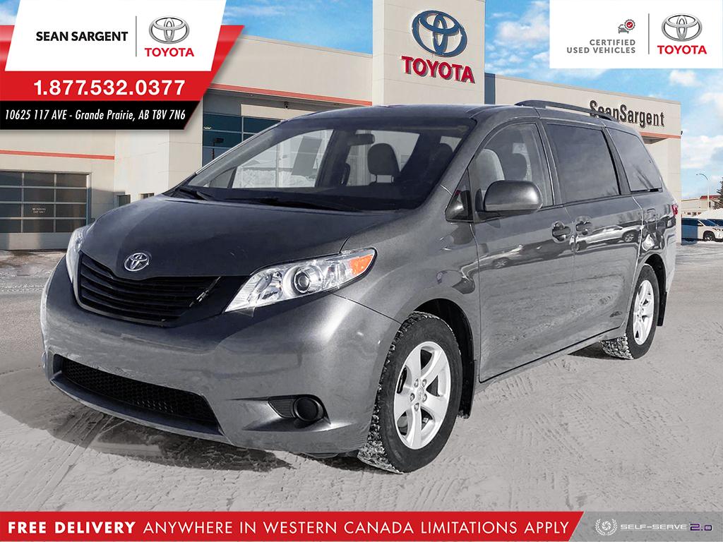 Certified Pre-Owned 2017 Toyota Sienna LE Van Passenger in Grande ...