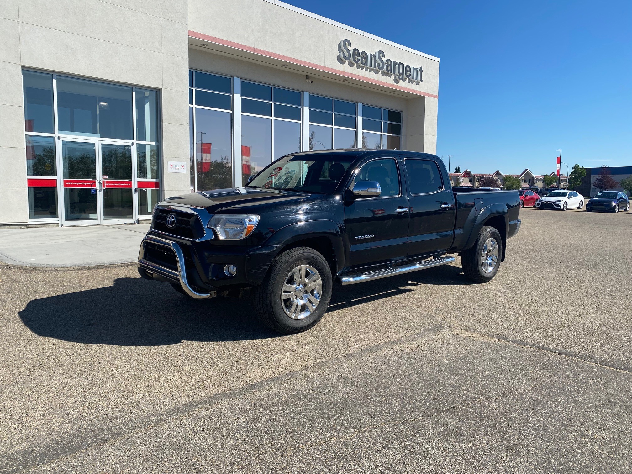 Pre-Owned 2014 Toyota Tacoma Limited