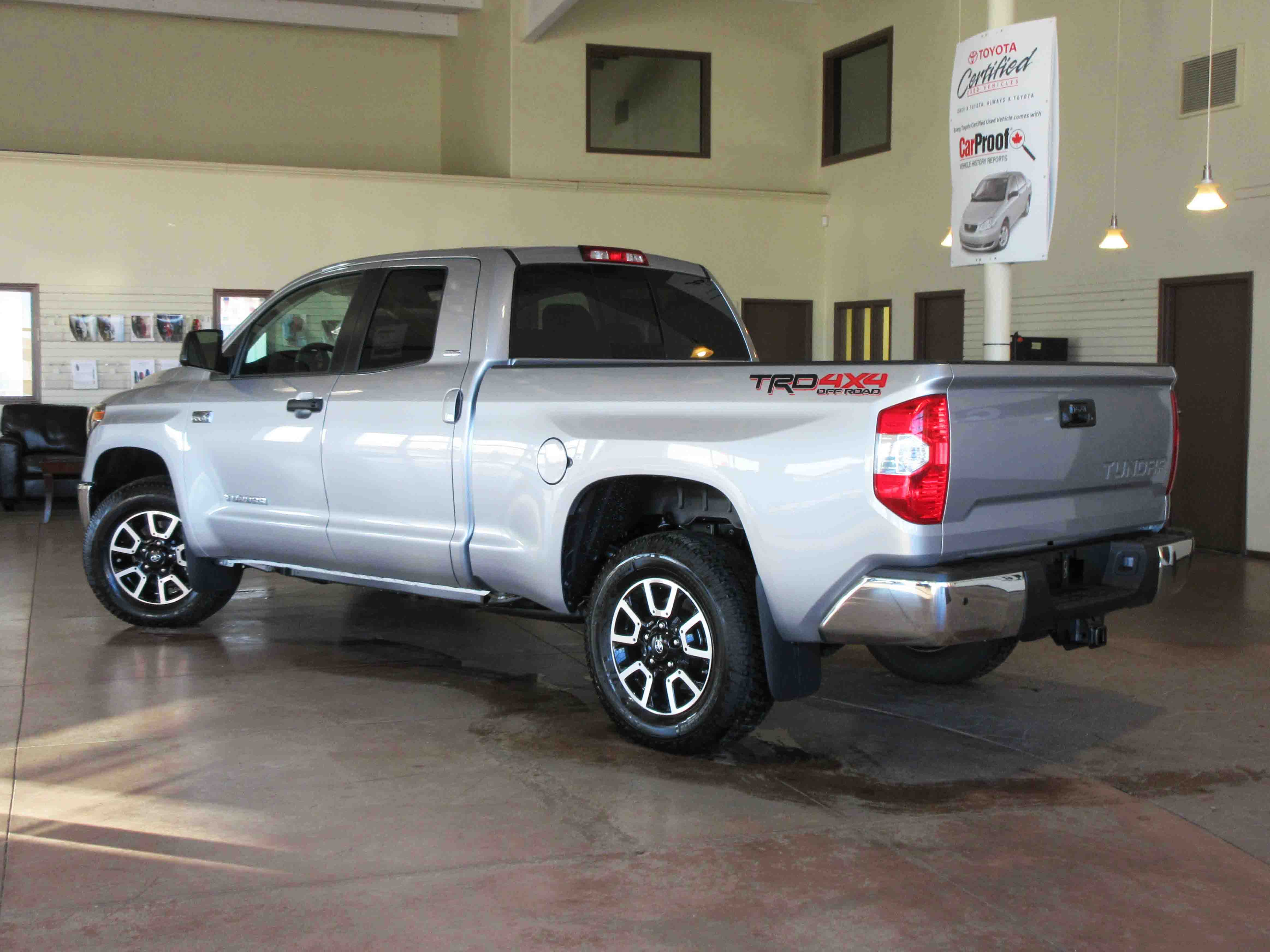 Toyota tundra off road